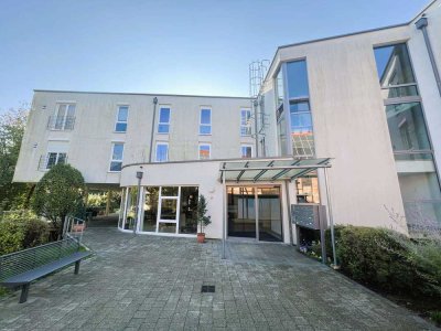 Betreutes Wohnen: Helle 2-Zimmer-Wohnung mit Balkon in Unterweissach