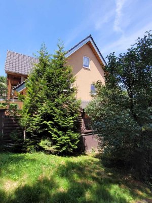 Großzügiges Energiesparhaus mit getrennte Einheit in Ostfildern