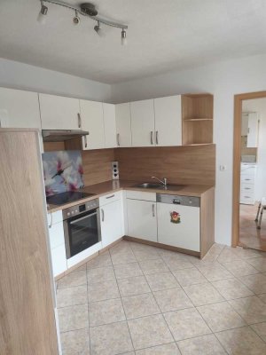 Charmante Doppelhaushälfte mit Einliegerwohnung