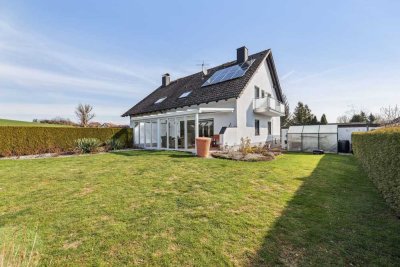 Gepflegtes und modernes Wohnen in idyllischer Lage – Doppelhaushälfte in Hummeltal