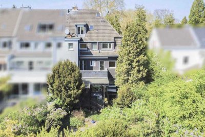 Charmanter Altbau auf großem Grundstück – ideal für Umbau zum Mehrfamilienhaus
