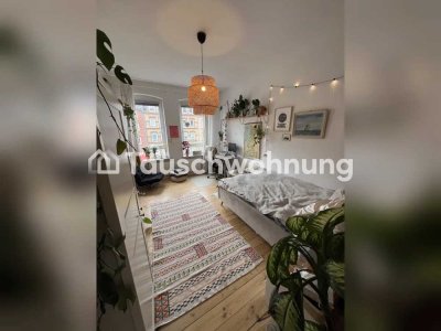 Tauschwohnung: Helle sanierte 3-Zi. Altbauwohnung mit Balkon im Knooper Weg