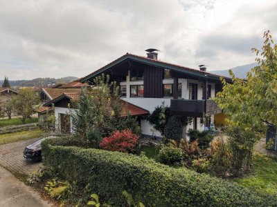 Freundliche Doppelhaushälfte mit Bergblick