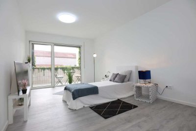 Erstbezug nach Sanierung sehr helle 2- Zimmerwohnung mit 2 Balkonen