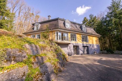 Märchenhaftes Paradies - Villenanwesen in zauberhafter Lage