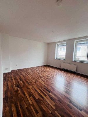 2 Zimmer Wohnung zentral- Bahnhofsnähe