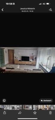 Erstbezug mit Balkon und Einbauküche: Stilvolle 3-Raum-Wohnung mit geh. Innenausstattung