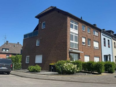 Charmante 2-Zimmer-Dachgeschosswohnung mit Balkon in Mönchengladbach-Bettrath – Frisch saniert!