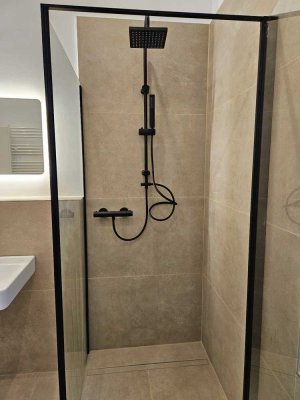 Luxuriöse 2-Zimmer Erdgeschosswohnung mit großer Terasse