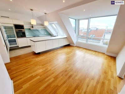 WOW! Lichtdurchflutete Traumwohnung mit hofseitiger Terrasse! Neues Lebensgefühl im Dachgeschoss mit perfekter Raumaufteilung + Kamin + Ideale öffentliche Anbindung! Jetzt zugreifen!