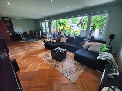 Nachmieter für 4 Zimmer-Wohnung mit Terrasse , 120qm Gesucht.