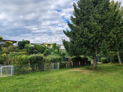 WOW ! So reagiert JEDER auf das Panorama und den Seeblick, von der 45m2 Terrasse ! �Inserat ab 3. 10 nur noch auf W i l l h a b e n �� ! Vor HOCHWASSER -sichere Investition ! STARKSTROM Anschluss z.B. Auto laden ! 43 Jahre im Damen Erstbesitz ! Wenn, dann