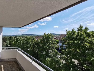 Erstbezug nach Sanierung: 2,5-Zi-Wohnung mit Balkon in Kernen im Remstal