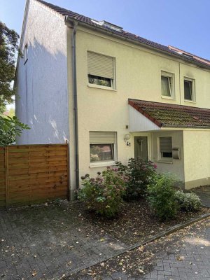 Familienfreundliches Haus in Bergkamen mit Garten