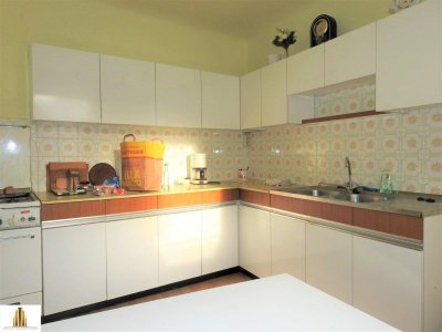 Renovierungsbedürftiges und dennoch charmantes Landhaus mit uneinsichtigem, begrüntem Innenhof in Palterndorf!
