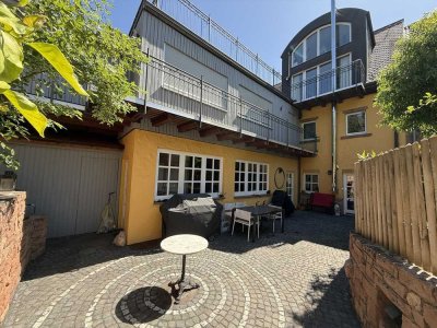 Stilvolles Altbauhaus mit neuem Glanz & sonnigem Garten in zentraler Lage