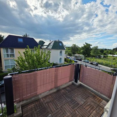Britzer Garten! Sonnige 3-Zimmer-Wohnung mit Südbalkon und TG-Stellplatz – Toplage am Britzer Garten
