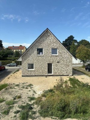 Modernes KfW-40 Einfamilienhaus