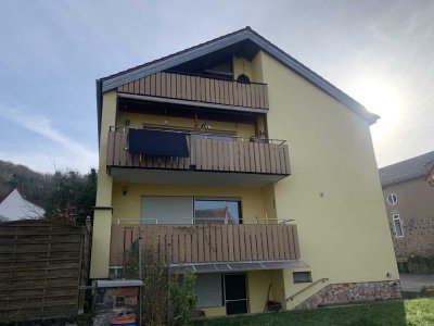 2-Zimmer-Wohnung mit Balkon und Einbauküche in Laudenbach / Bilder folgen wieder in kürze