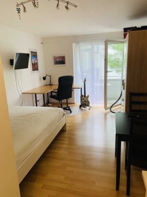 Stilvolles, neuwertiges Studentenappartement mit Einbauküche in Regensburg