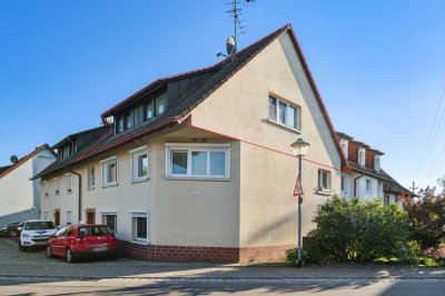 Helle Zwei-Zimmer-Wohnung im Dachgeschoss in ländlicher Lage! (WHG Nr. 9)