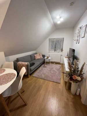 Attraktive und vollständig renovierte 2-Raum-Wohnung mit Einbauküche in Grimma