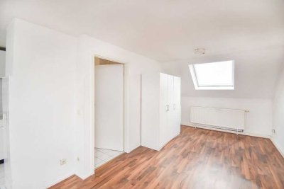 Hannover - Linden-Mitte: Gemütliche 1-Zimmer-Dachgeschosswohnung!