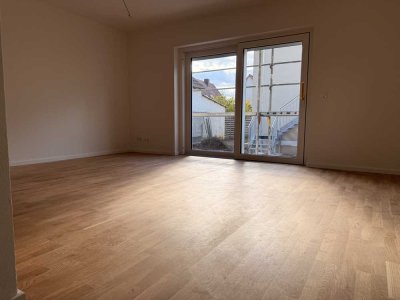 Kfw 55 Kernsanierte 3-Zimmer Erdgeschosswohnung mit Terrasse in Römerberg