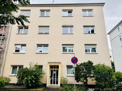 zentral gelegene 2-ZKB-Wohnung mit Balkon auf dem Lindenhof!
