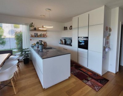 Traumhafte 4-Zimmer Gartenwohnung (möbliert)