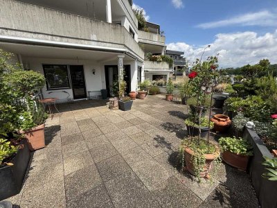 Schöne 3-Zimmer-Wohnung mit zwei Terrassen und Einbauküche in Kornwestheim