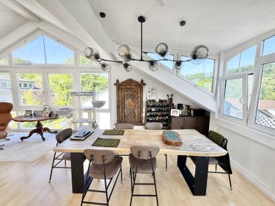 4,5-Zimmer-Wohnung mit traumhafter Aussicht in ruhiger Lage