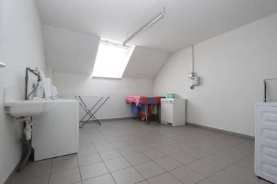Renovierte 2 Raum Wohnung mit Südbalkon in Rauschwalde!