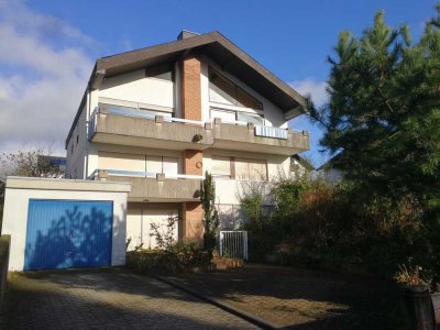 *Architektenhaus in Top Lage * ,,was ganz Besonderes" , in Niedernhausen!