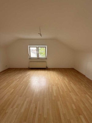 Renovierte 3-Zimmer-Dachgeschosswohnung in Neckargartach