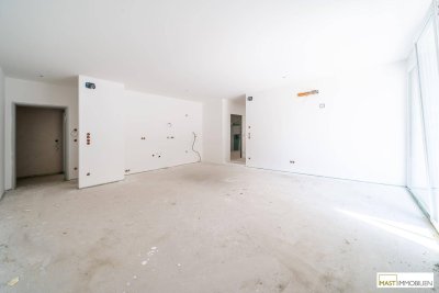 *Sommer 2025* Gartenwohnung mit 90 qm Freifläche!