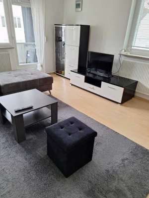 Schöne, helle 3-Raum-Wohnung mit Balkon und Einbauküche in Stuttgart-West, 1350 € Kaltmiete
