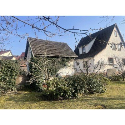 Renoviertes Einfamilienhaus mit 8 Zimmern in Floh-Seligenthal