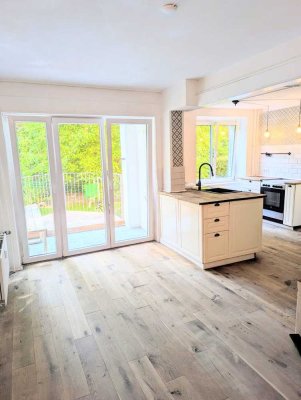 Charmante zentrale 3-Raum-Hochparterre-Wohnung mit Balkon und Gemeinschaftsgarten 5min zum Wasser