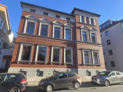 Großzügige 4-Zi Whg mit Wintergarten, Garten zur Alleinnutzung, BS Östliches Ringgebiet