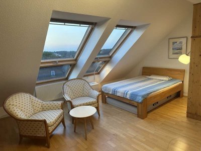 Möbliertes Zimmer in ruhiger Nachbarschaft mit schönem Garten und Ausblick // Nähe zu Edeka, Aldi