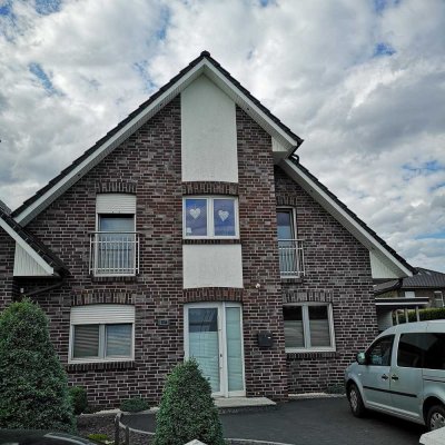 Hochwertige 3ZKB Wohnung mit Küche