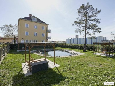 Bestlage Kaiserebersdorf! Möblierte 2-Zimmer-Wohnung für Singles oder Pärchen mit Balkon, Gartennutzung und Schwimmbiotop
