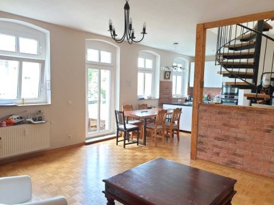 Dachgeschoss Maisonette Wohnung in Berlin Mitte. Voll möbliert. WiFi inklusive. Sehr ruhig und Centr