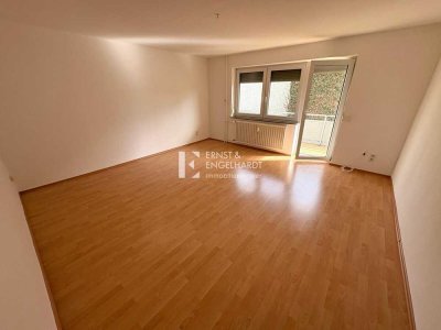 Großzügige & helle 4-Zimmer-Wohnung in attraktiver Lage zu vermieten