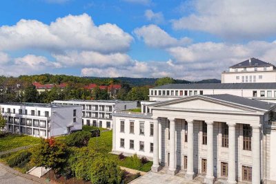 + Sonnenstunden genießen + 2-Zimmer-Wohnung mit Südterrasse und Einbauküche