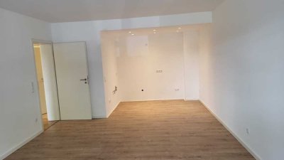 *frisch renovierte Erdgeschosswohnung in zentraler Lage*