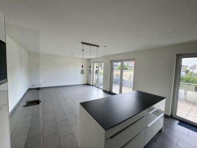 Barrierefreie 3-Zi-Whg in Ohligs | 650m zum Hbf | EBK, Balkon, TG mit E-Ladestation