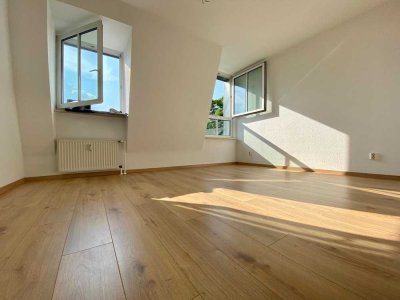 Helle 2-Zimmer-Dachgeschosswohnung in Leipzig-Mölkau - inklusive TG-Stellplatz