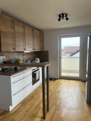 Moderne, helle Maisonette-Wohnung in Leipheim